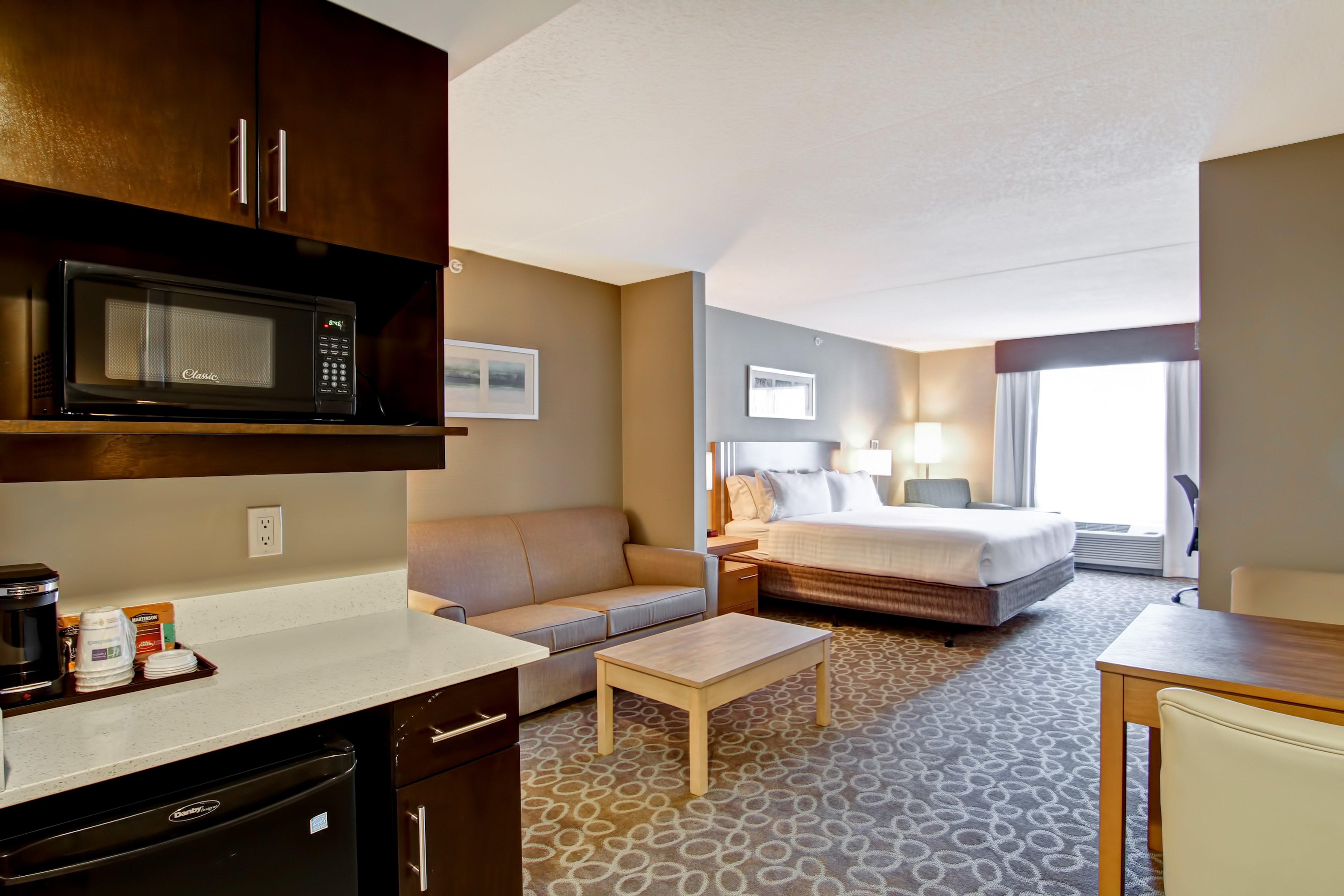 Holiday Inn Express & Suites Oshawa Downtown - Toronto Area By Ihg Ngoại thất bức ảnh