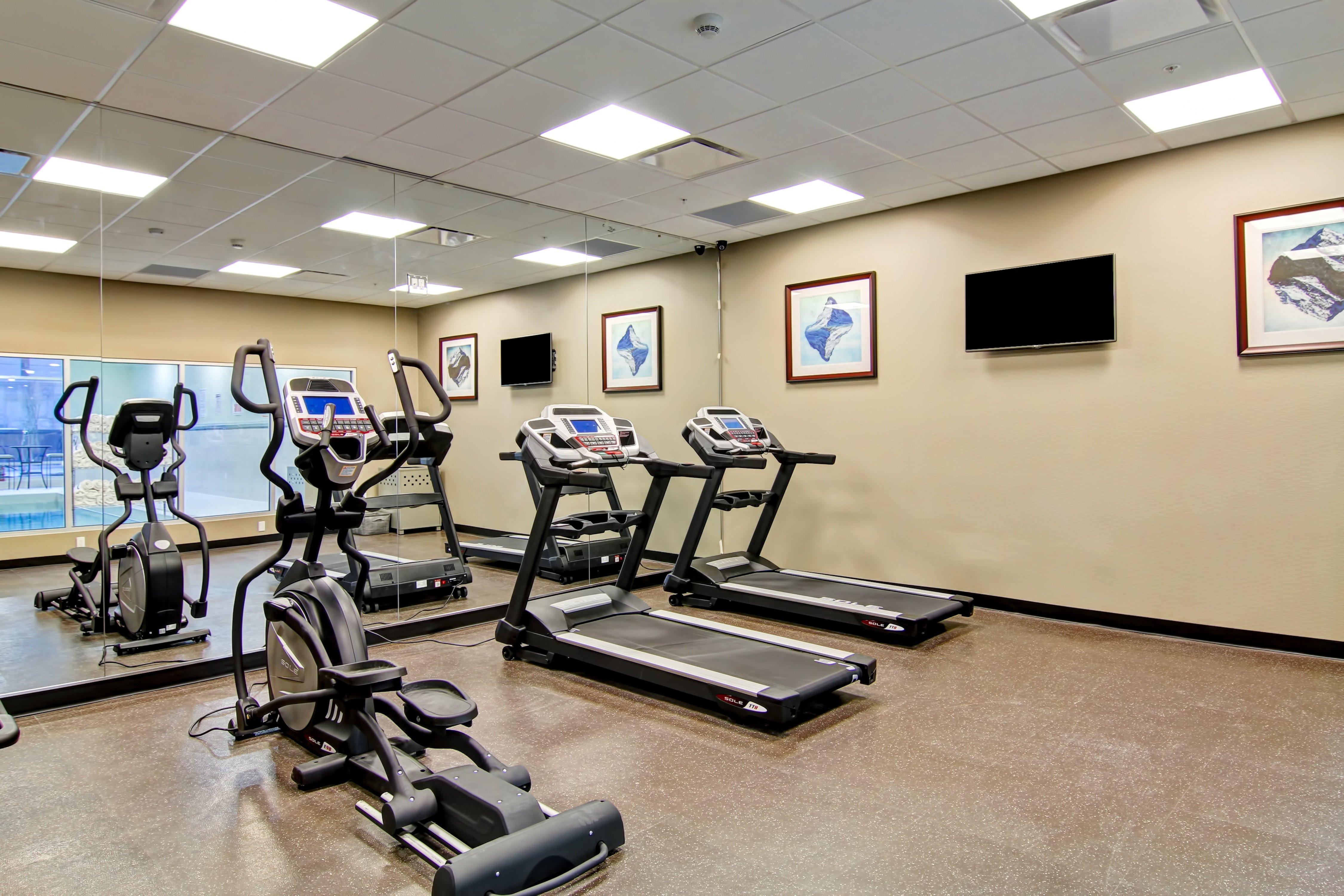 Holiday Inn Express & Suites Oshawa Downtown - Toronto Area By Ihg Ngoại thất bức ảnh